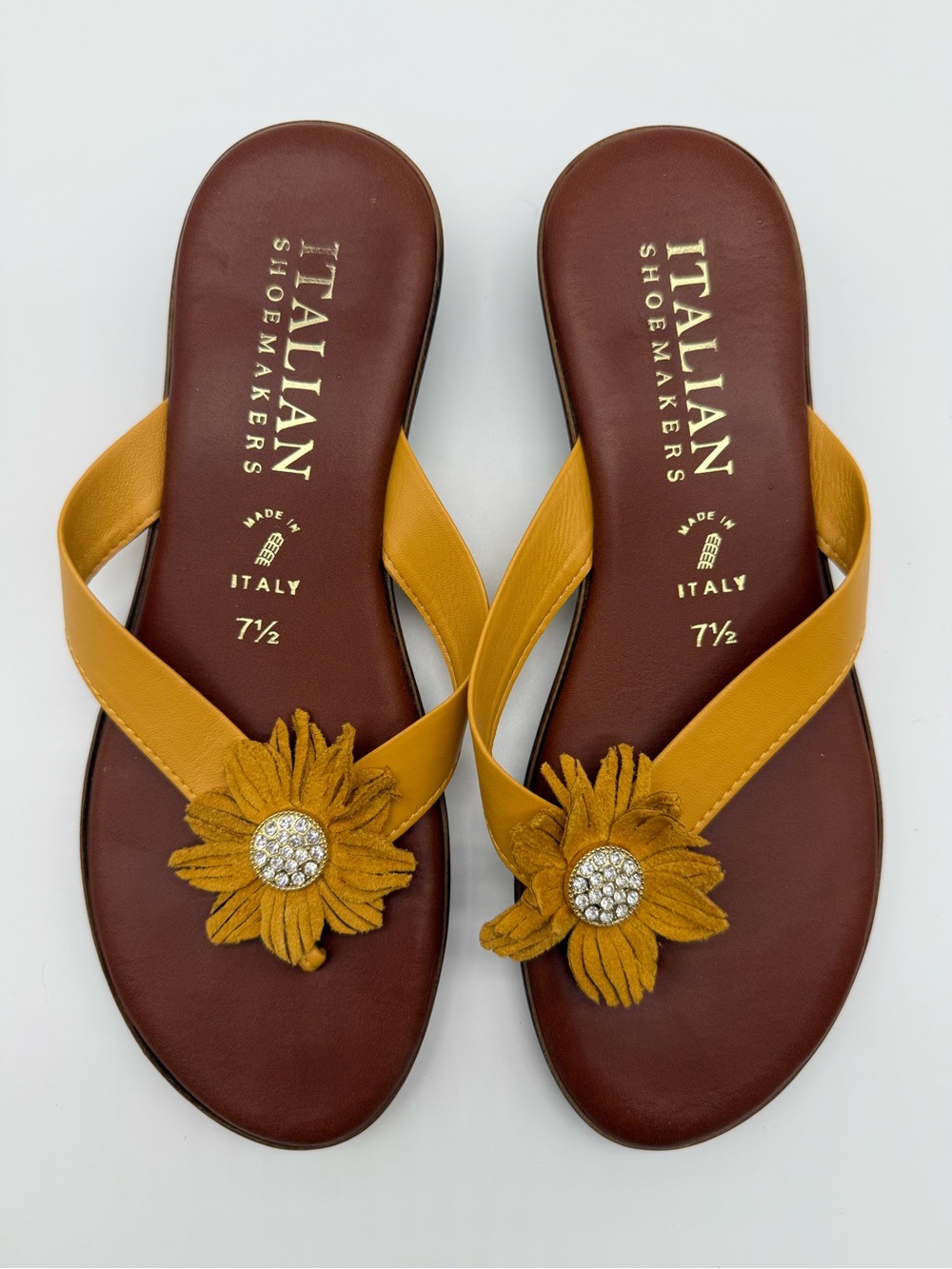 Italian Shoemakers Yellow Flower Rhinestone Thong Sandals Made in Italy 7.5women